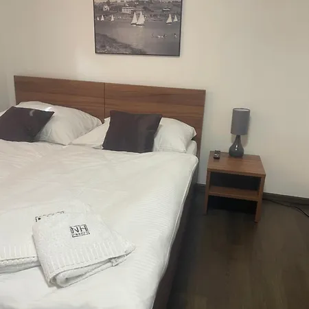 Quarto em Acomodações Particulares Nh *