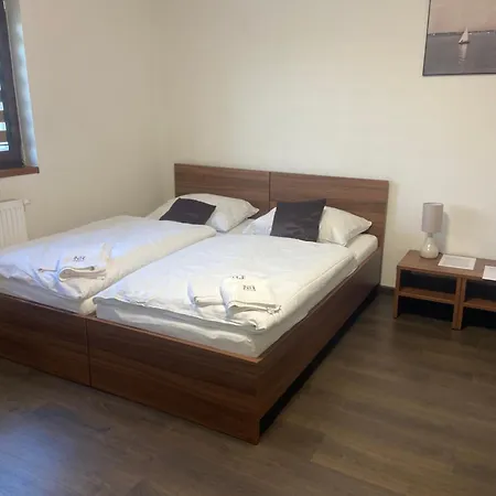 Nh Quarto em Acomodações Particulares *