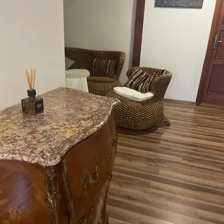 Nh Quarto em Acomodações Particulares *
