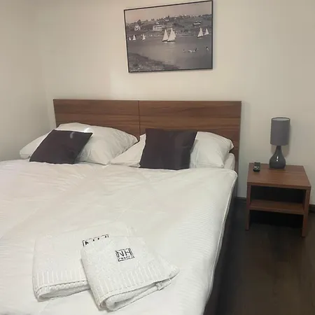 Nh