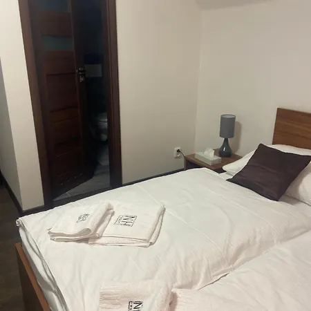 Δωμάτια σε οικογενειακή κατοικία Nh *